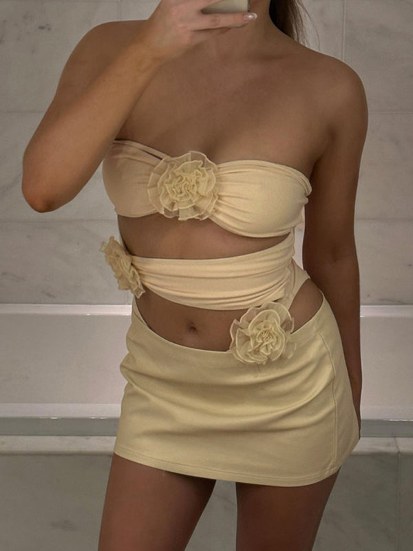 Backless Three-dimensional Flower Design Halter Neck Bodysuit