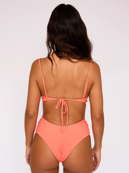 Sexy Low-rise Twist Top Bikini Swimsuit