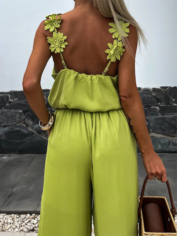 Casual Loose Sleeveless Flower Halter Jumpsuit with Pockets