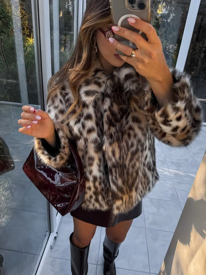 Wild Leopard Print Short Lapel Furry Coat