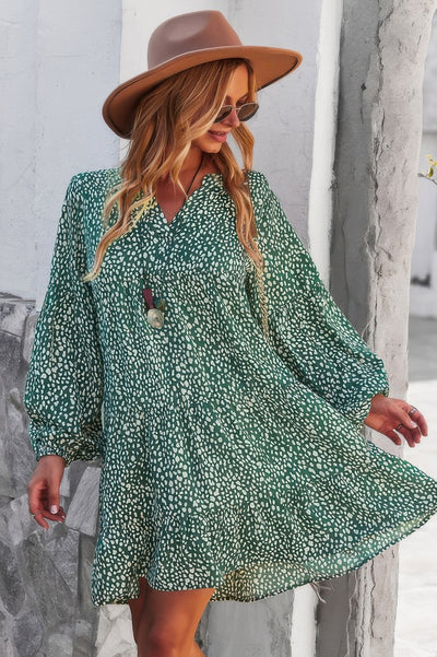 CCWHOLESALECLOTHING v neck polka dot tunic dress green with long puff sleeves flowy hem styled with tan hat