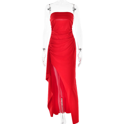 Elegant Strapless Maxi Dress in Red with a Flowing Design and Side Slit for a Chic Look